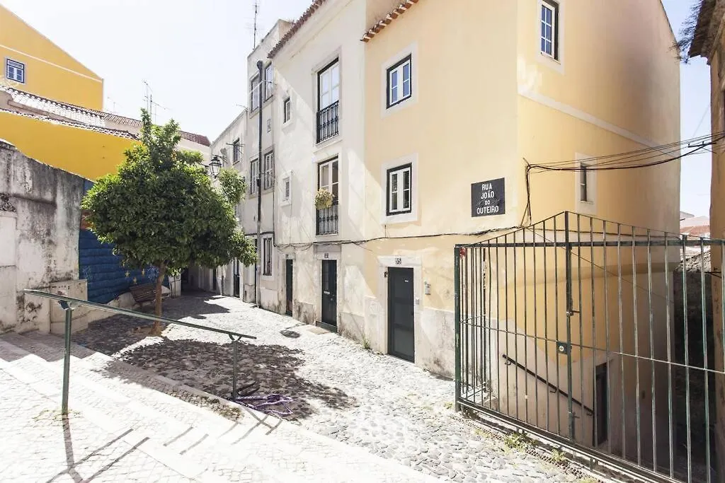 Apartamento Mouraria 2 - View From French Balcony & Smart Check-In Lisboa Portugal